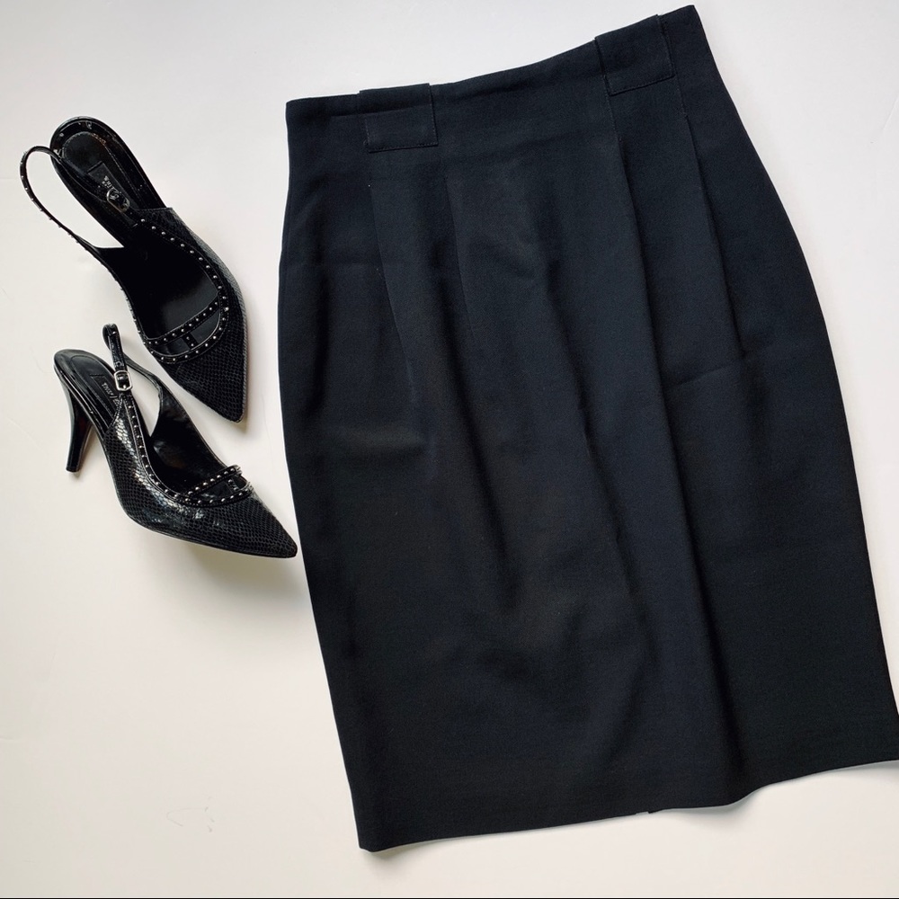 Elegant Black Midi Skirt